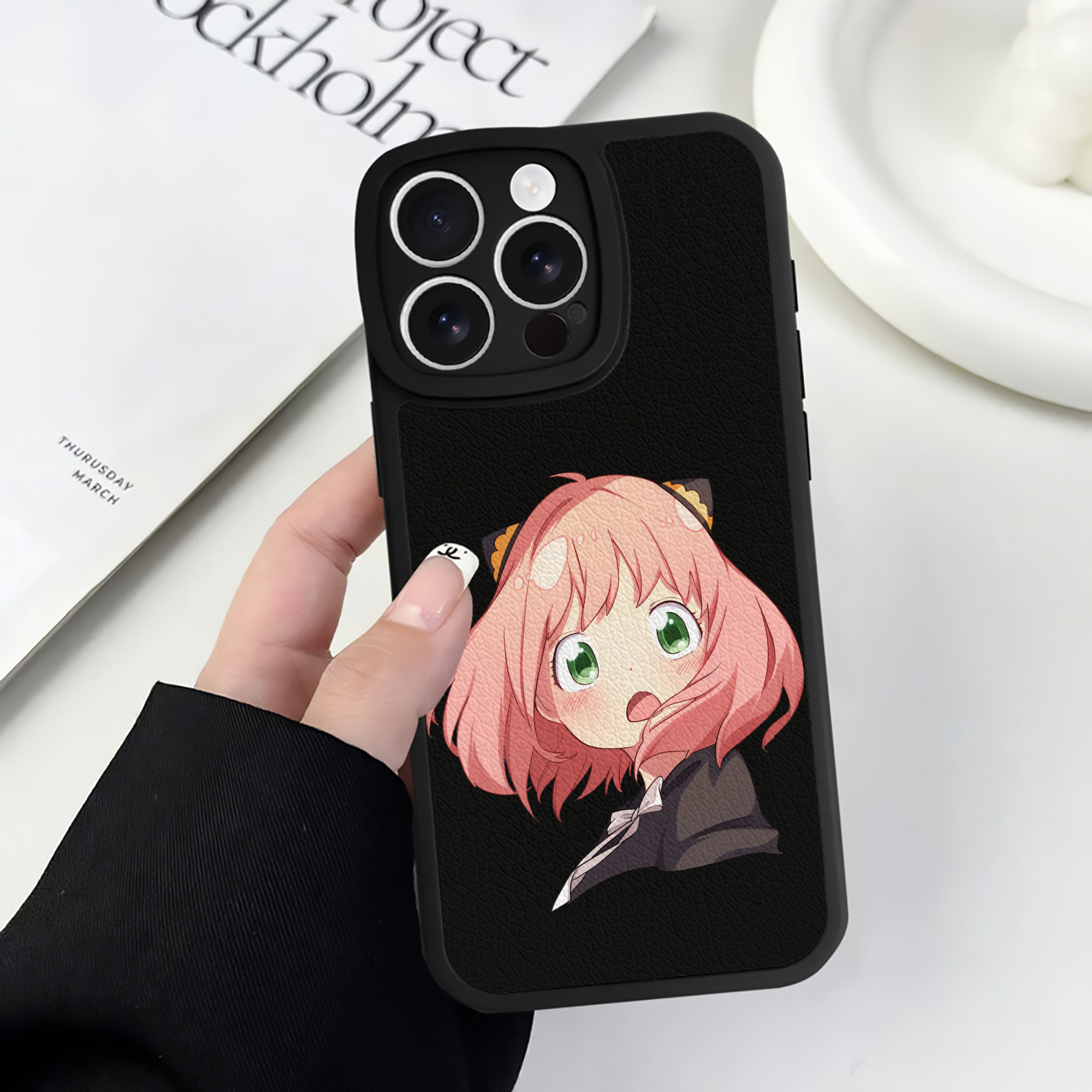 （画像用） SPY×FAMILY间谍家家酒 【iPhone 16シリーズ対応】シリコンスマホケース（レザー調） 材質：シリコン